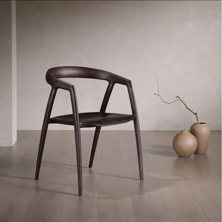 Designer style solid wood armrest dining chair for home use in café restaurant