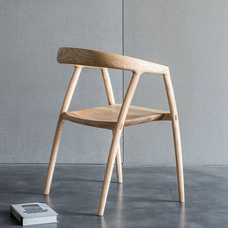 Designer style solid wood armrest dining chair for home use in café restaurant